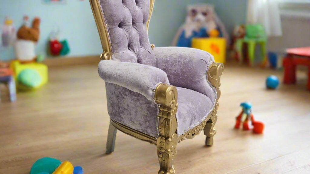 Kids' Thrones: Back-to-School Thrones That Your Kids Can Do Homework in