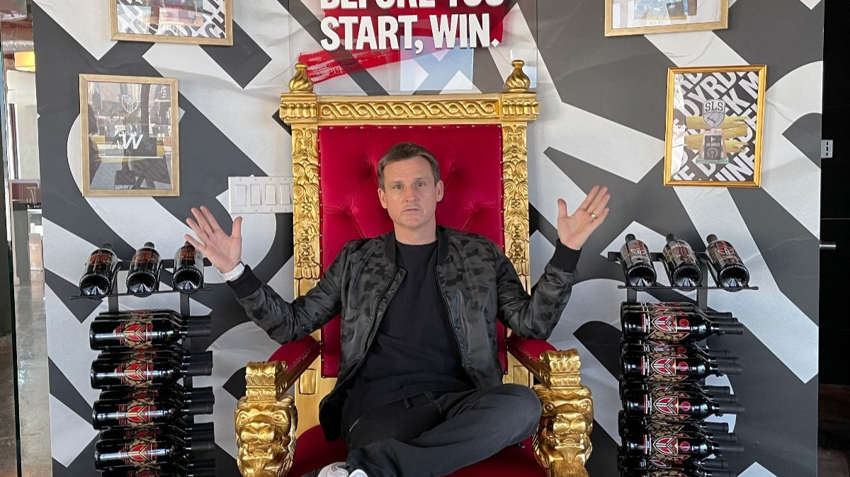 EVEN THE LEGENDARY ROB DYDREK APPROVES OF OUR THRONE CHAIRS!!!!!