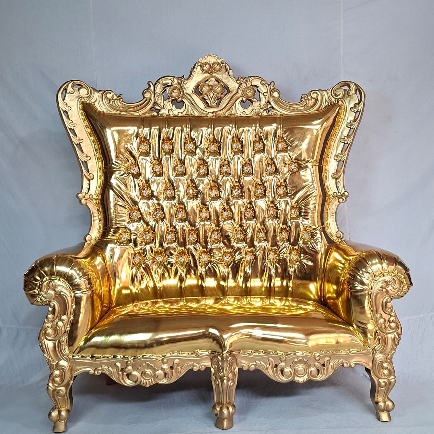 Trono real de dos plazas del rey Caroleous