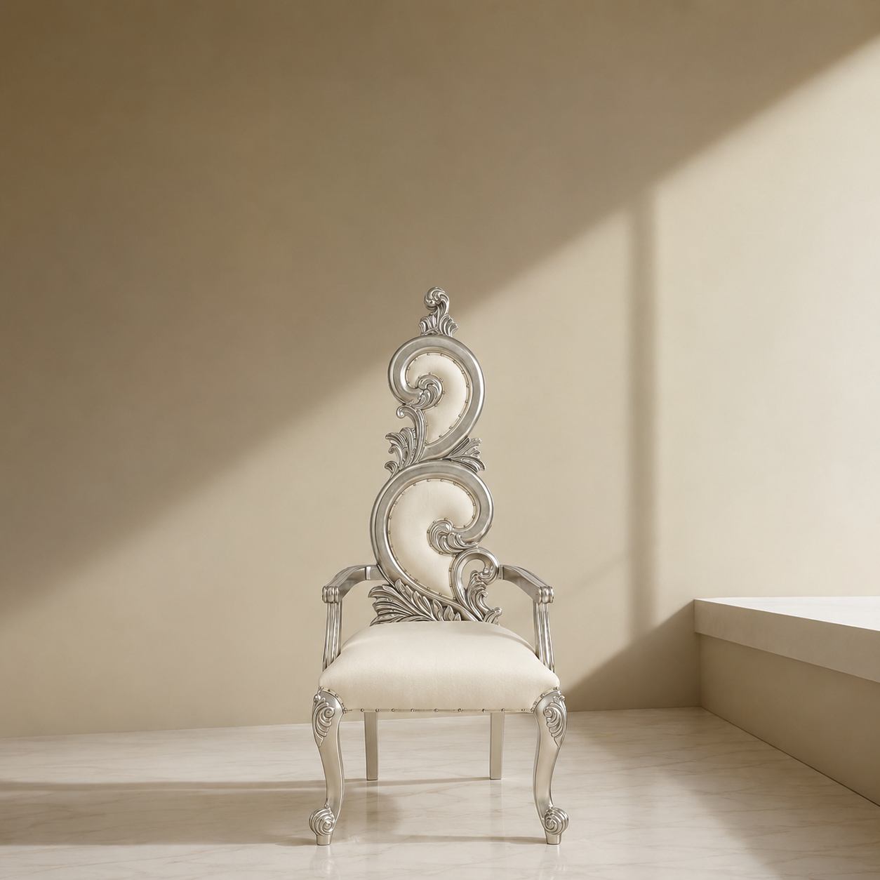Silla trono con acento Serpentine (par)