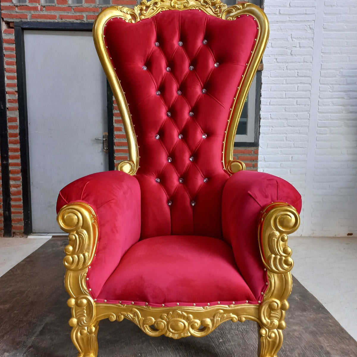 Queen Tiffany Throne Chair - Velvet