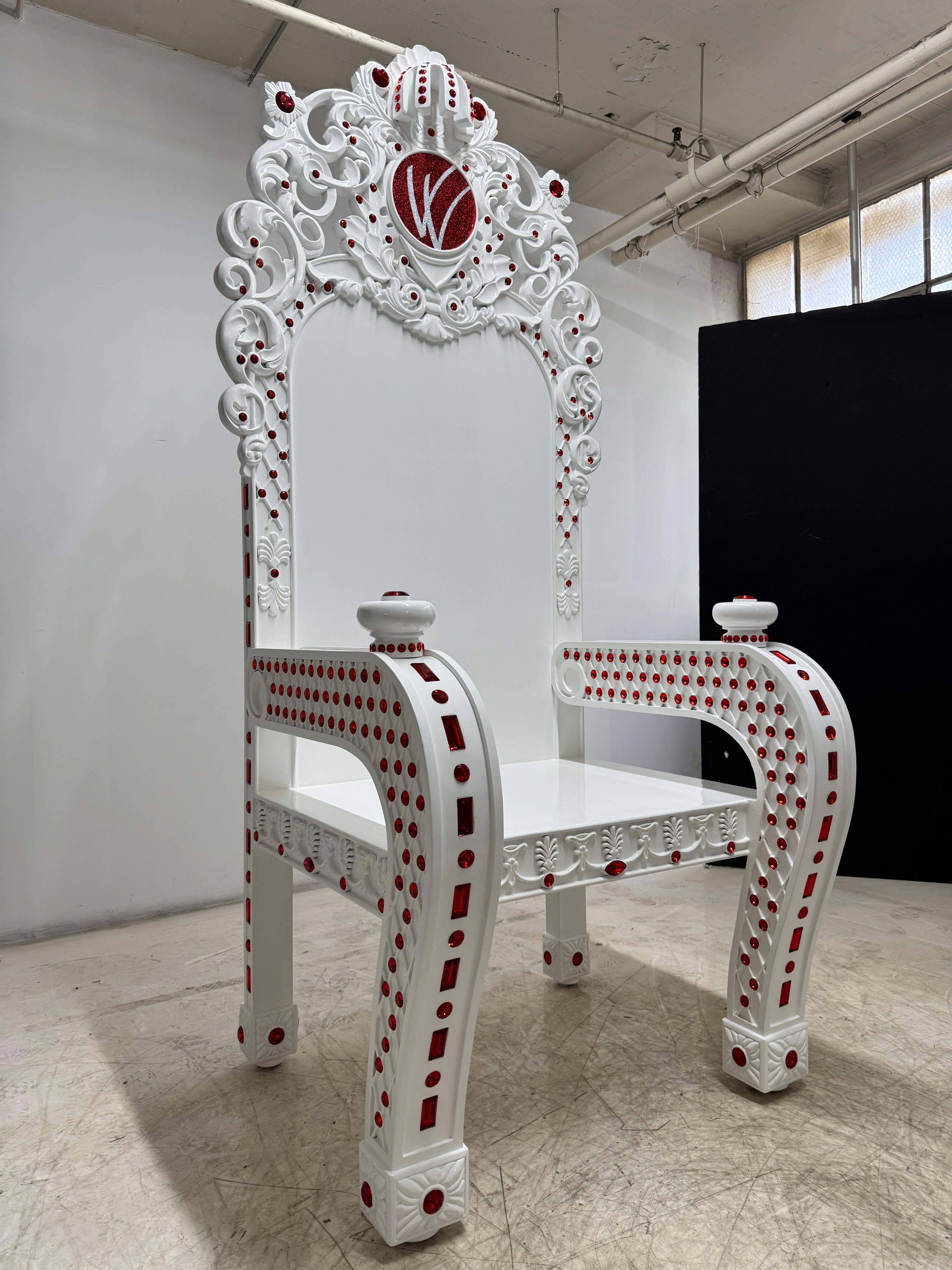 Sovereign Thrones: An Heirloom for Generations to Cherish