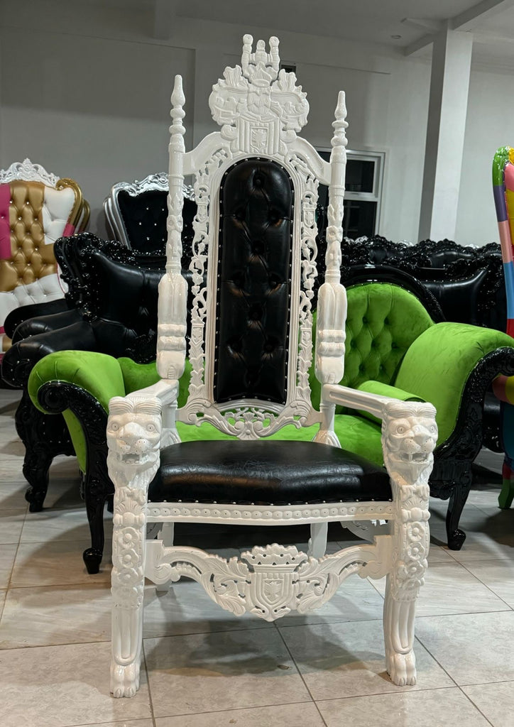 "King David" Lion Throne Chair - Black / White